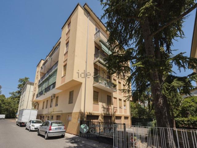 Appartamento in vendita di 112 m² in Via Jacopo Cavedone, 78