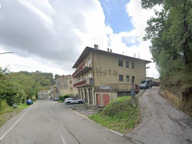 Appartamento in vendita di 112 m² in Via Mario Luzi, 112