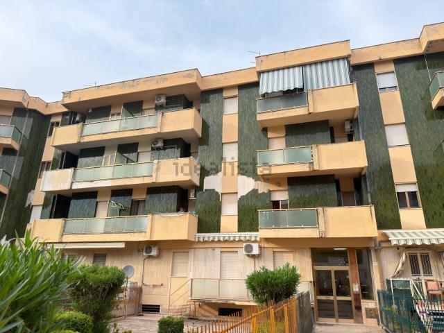 Appartamento in vendita di 112 m² in Via Martiri di Via Fani, 6