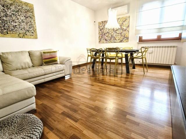 Appartamento in vendita di 112 m² in Via Nazario Sauro, 26