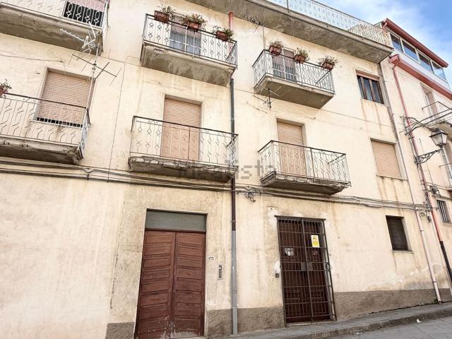 Appartamento in vendita di 112 m² in Via Nazionale