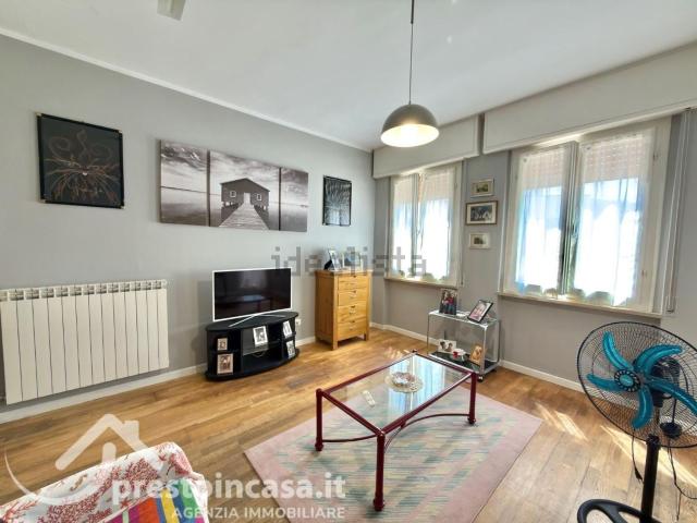 Appartamento in vendita di 112 m² in Via Nino Bixio, 23