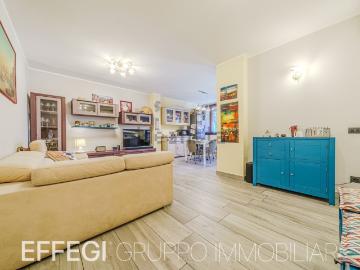 Appartamento in vendita di 112 m² in Via San Martino, 14