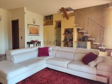 Appartamento in vendita di 112 m² in Via San Cresci, 165