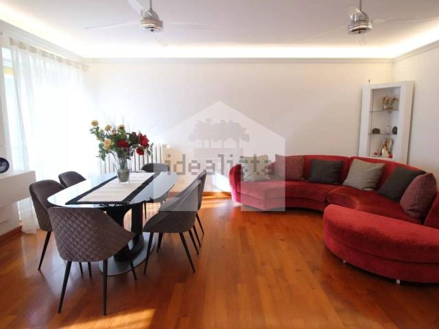 Appartamento in vendita di 112 m² in Via San Paolino, 130