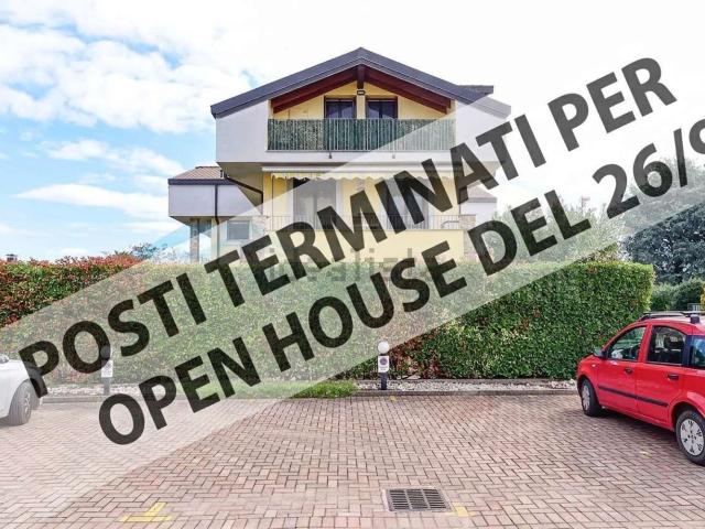Appartamento in vendita di 112 m² in Via Sant&apos Ambrogio, 38