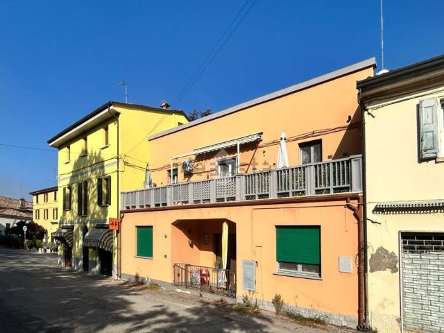Appartamento in vendita di 112 m² in Via Severino Ferrari, 215