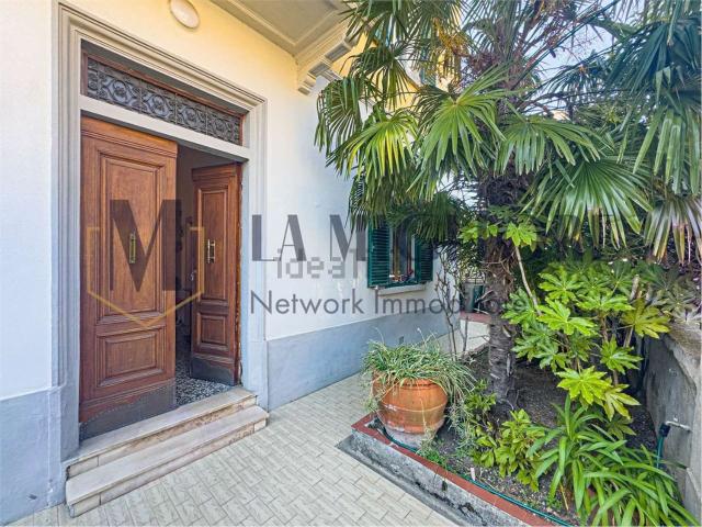Appartamento in vendita di 112 m² in Via Selvaggia Vergiolesi