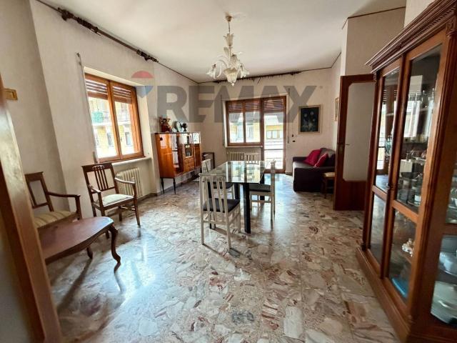 Appartamento in vendita di 112 m² in Via Papa Giovanni XXIII, 39