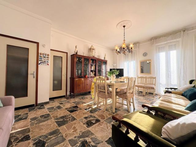 Appartamento in vendita di 112 m² in Via Parma, 18