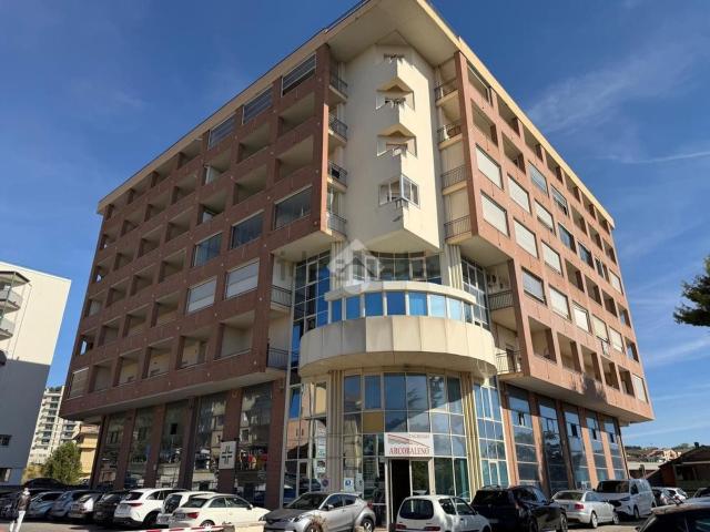 Appartamento in vendita di 112 m² in Via Pierre de Coubertin, 10