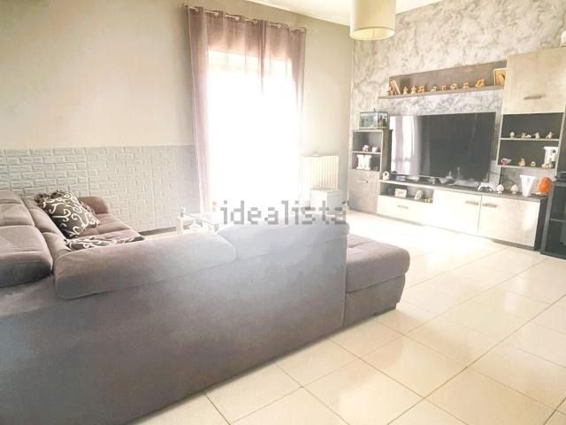 Appartamento in vendita di 112 m² in Via Pietro Abbadessa, 4