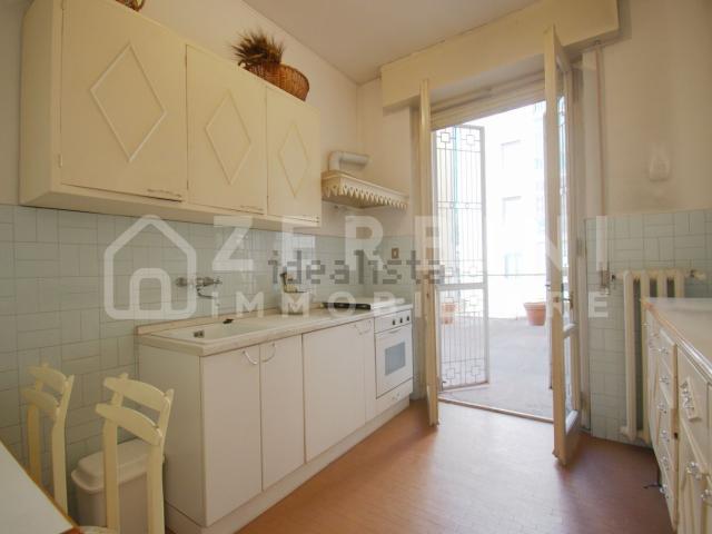 Appartamento in vendita di 112 m² in Via Pietro Lorenzetti