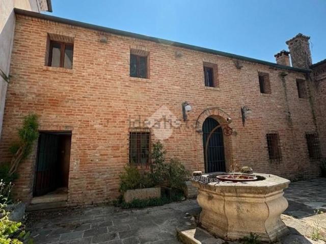 Appartamento in vendita di 112 m² in Via Roma, 28