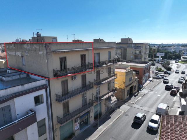 Appartamento in vendita di 112 m² in Via Resistenza Partigiana