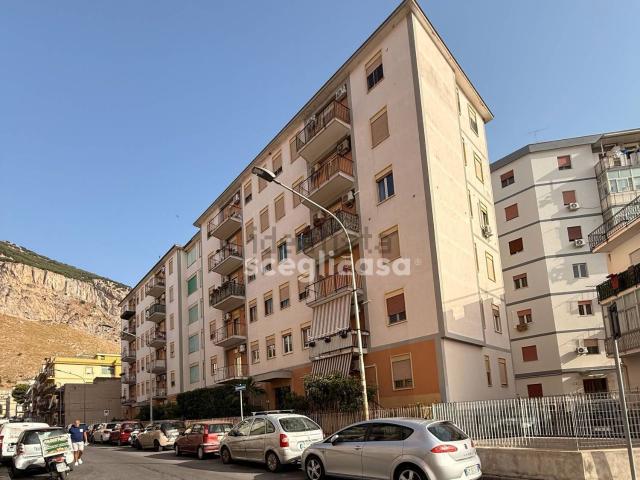 Appartamento in vendita di 112 m² in Via Risorgimento, 6