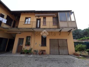 Appartamento in vendita di 112 m² in Via Trento e Trieste, 8