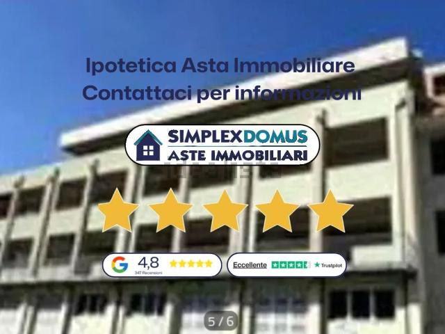 Appartamento in vendita di 112 m² in Via Vanvitelli