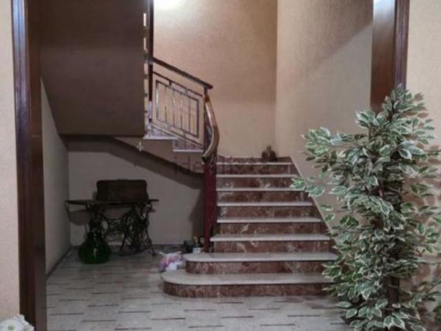 Appartamento in vendita di 112 m² in Via Vespri