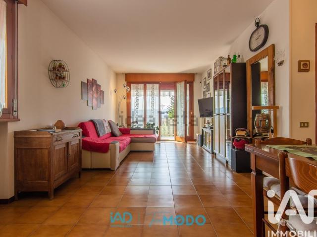 Appartamento in vendita di 112 m² in Viale San Lazzaro, 177