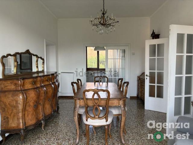 Appartamento in vendita di 112 m² in Fondamenta De La Croce, 89