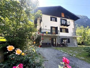 Nuarsaz, Aosta Valle d'Aosta, Piemonte