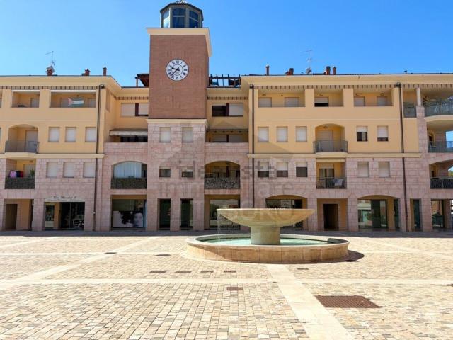 Appartamento in vendita di 112 m² in Piazza Europa, 9