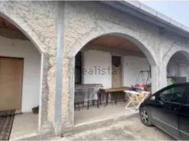 Appartamento in vendita di 112 m² in Strada Vernacchia Montevescovo, 45