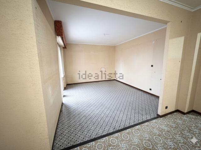 Appartamento in vendita di 113 m² in Via Caveri, 27