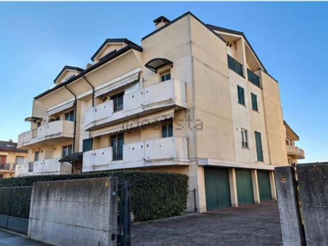 Appartamento in vendita di 113 m² in Via Croce Verde, 30