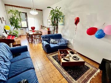 Appartamento in vendita di 113 m² in Via Aterno