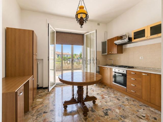 Appartamento in vendita di 113 m² in Via Borghetto di Ripe