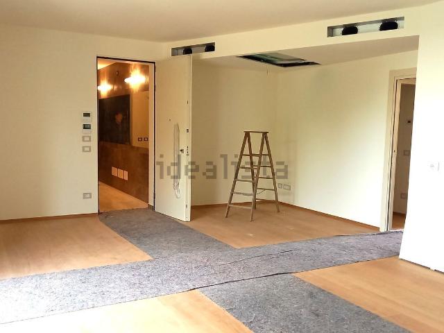 Appartamento in vendita di 113 m² in Via Giacomo Puccini