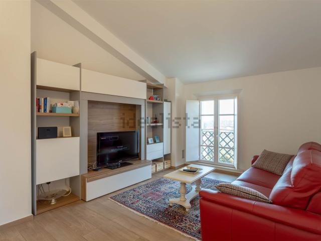 Appartamento in vendita di 113 m² in Via Gino Capponi