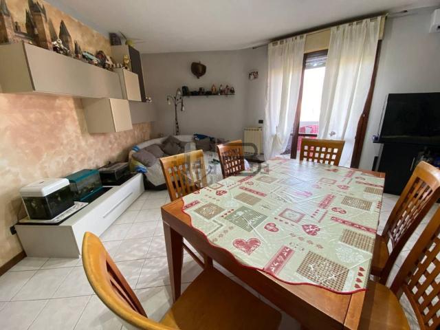 Appartamento in vendita di 113 m² in Via Gino Menconi