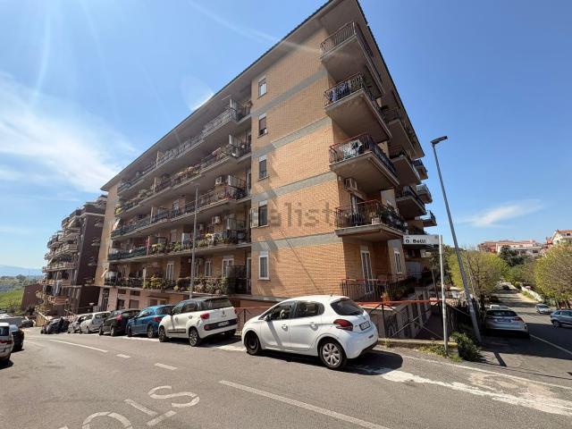 Appartamento in vendita di 113 m² in Via Gioacchino Belli