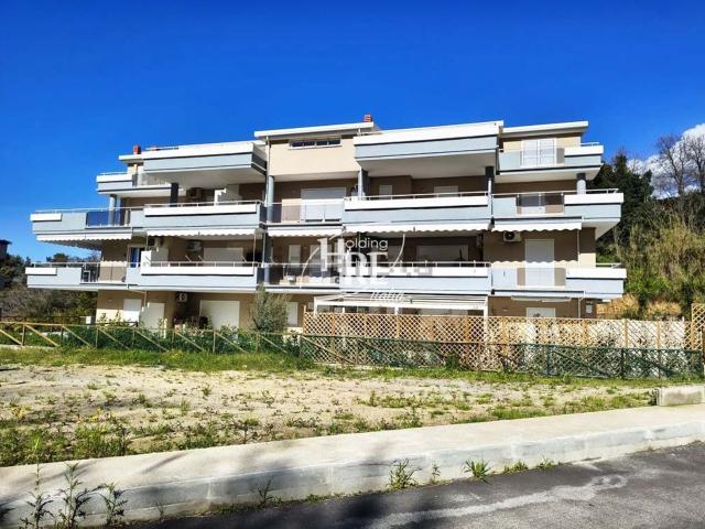 Appartamento in vendita di 113 m² in Via Gioacchino da Fiore