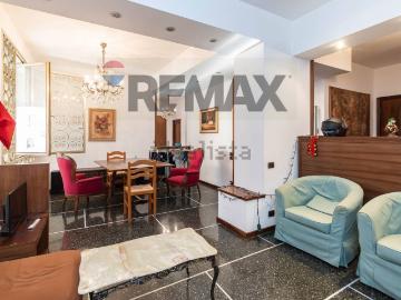 Appartamento in vendita di 113 m² in Via Giovanni Amarena, 4