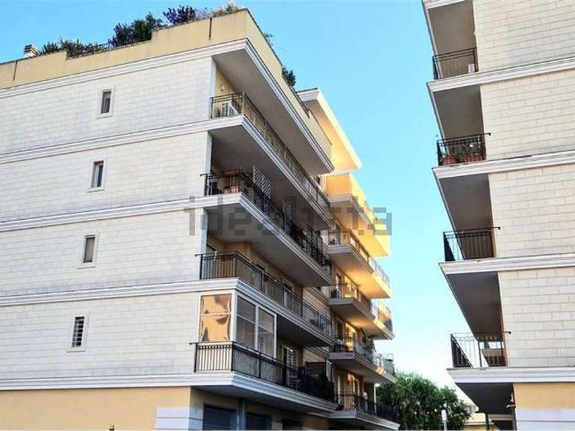 Appartamento in vendita di 113 m² in Via Don Mauro Costanza, 10