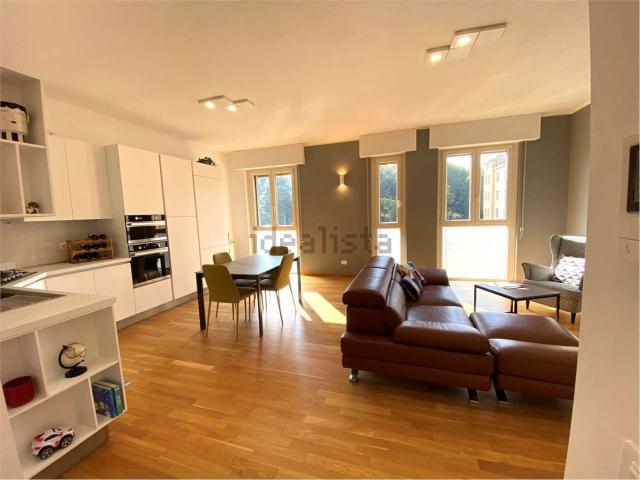 Appartamento in vendita di 113 m² in Via dei Mille, 20