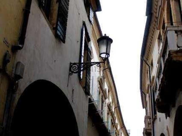 Appartamento in vendita di 113 m² in Via del Vescovado, 42