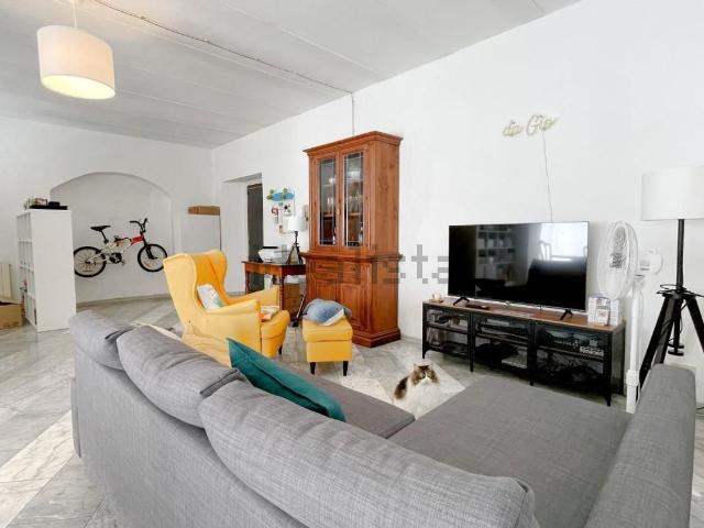 Appartamento in vendita di 113 m² in Via della Repubblica