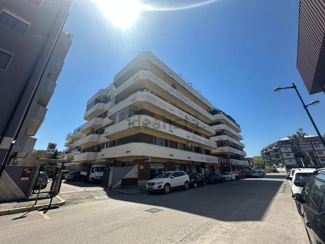 Appartamento in vendita di 113 m² in Via Elettra, 48