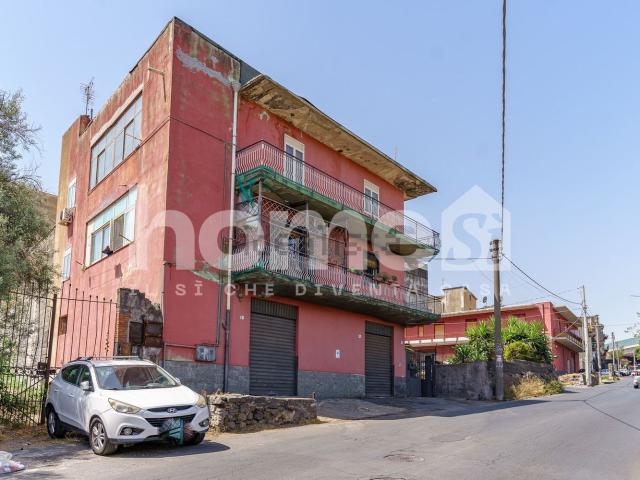 Appartamento in vendita di 115 m² in Via Fossa della Creta, 81