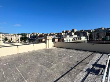 Appartamento in vendita di 113 m² in Via Filippo Casoni