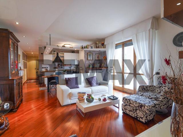 Appartamento in vendita di 113 m² in Via Leopoldo Pollack, 14