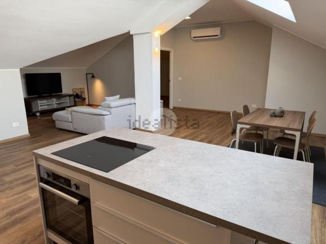 Appartamento in vendita di 113 m² in Via Lunga, 49