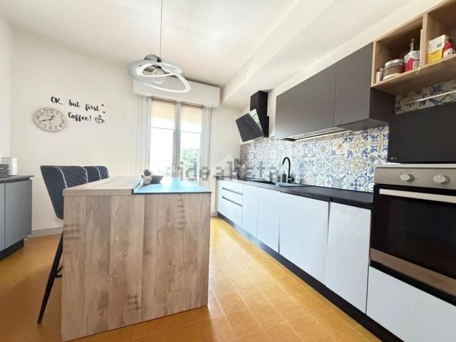 Appartamento in vendita di 113 m² in Via Montello, 8