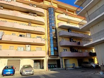 Appartamento in vendita di 113 m² in Via Nazioni Unite, 149