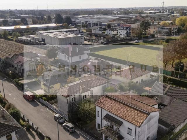Appartamento in vendita di 113 m² in Via San Giorgio, 18
